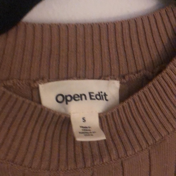 Open Edit sweater open back NWOT - Picture 2 of 3